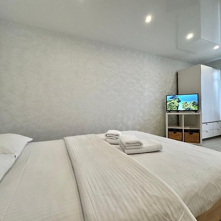 Apartpoltava Світлі Та Затишні Апартаменти В Скандинавському Стилі Центр Банківський Чек Eksteriør billede